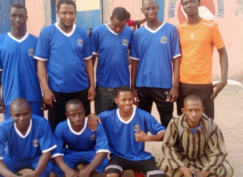  بطولة جامعة غينيا العالمية لكرة القدم 