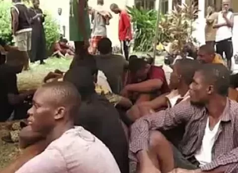 شبكة للإتجار بالبشر والجريمة الإلكترونية في غانا