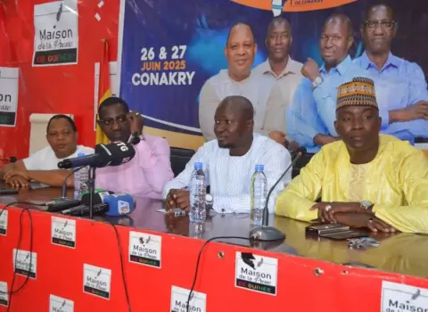 كوناكري تستضيف ملتقى إفريقي حول الذكاء الاصطناعي والصحافة 