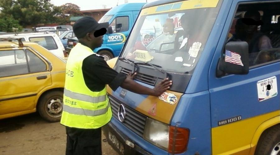 مضايقات الشرطة والابتزاز في غينيا