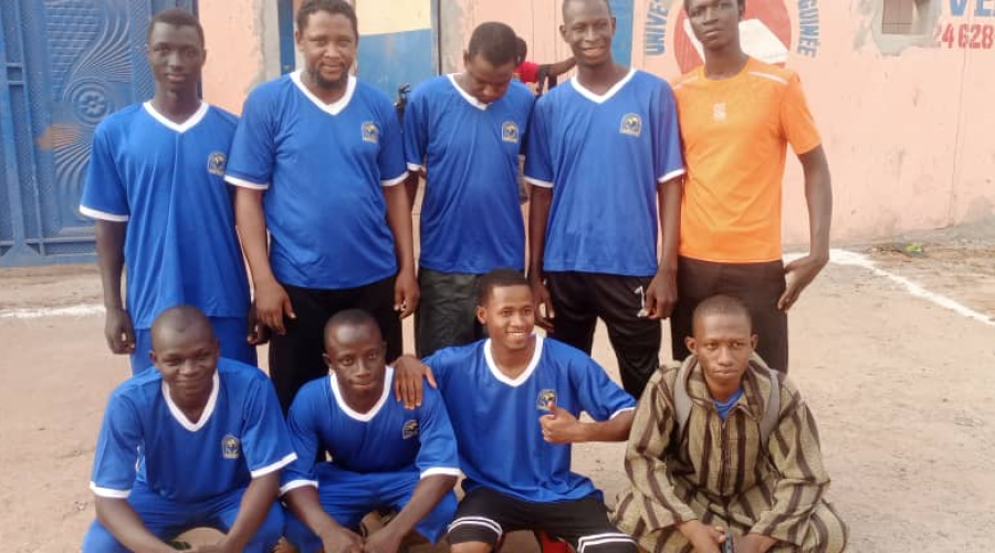  بطولة جامعة غينيا العالمية لكرة القدم 