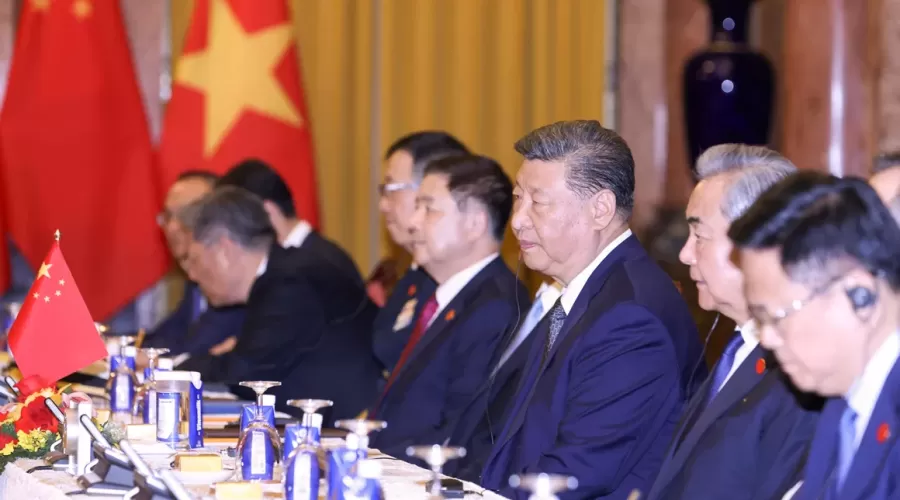 تحذيرات الصين للدول بشأن "الرضوخ" للولايات المتحدة في صفقات التجارة