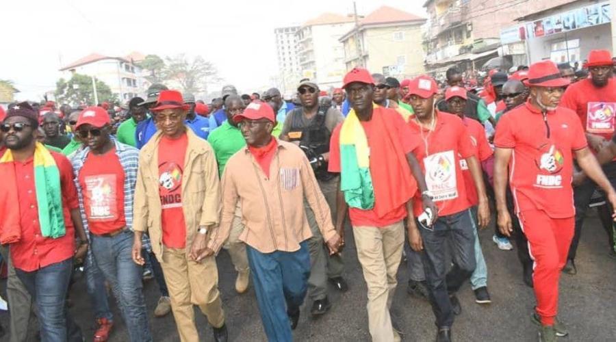 القوى الحيّة في غينيا ترفض ترشّح الجنرال دومبويا وتصفه بـ«الخيانة» للمرحلة الانتقالية